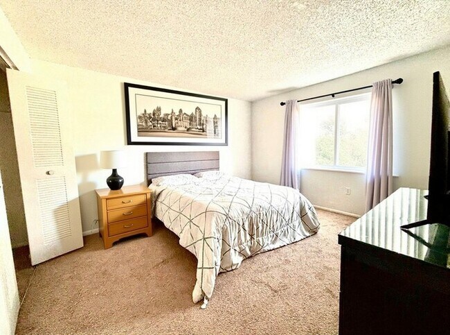 Staged 2 Bedroom