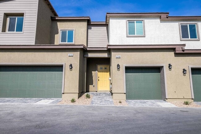 Building Photo - Brand new DR Horton Townhome with 3 bedroom,2 bathrooms and 1 car garage located at Trails at Wil...