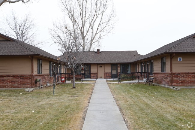 Photo - Governor's Farm Apartments