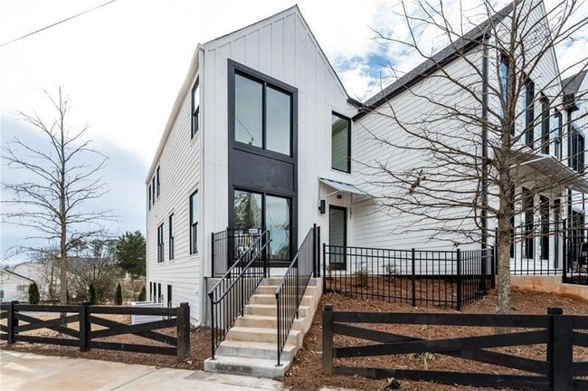 Building Photo - 101 Pearl St