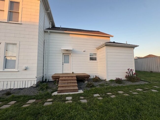 Photo - 1627 Pine St Unit B