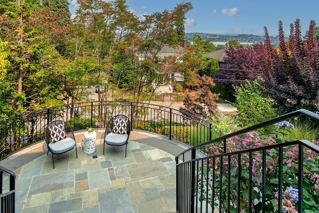 Photo - Capitol Hill View Home