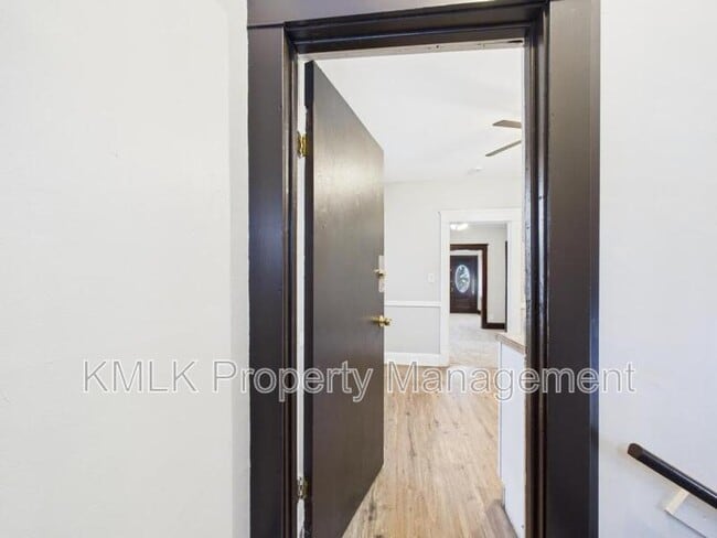 Photo - 2997 E 128th St