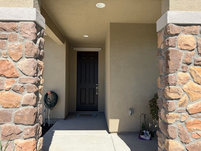Photo - Your Own Private Retreat—Right in the Heart of Everything