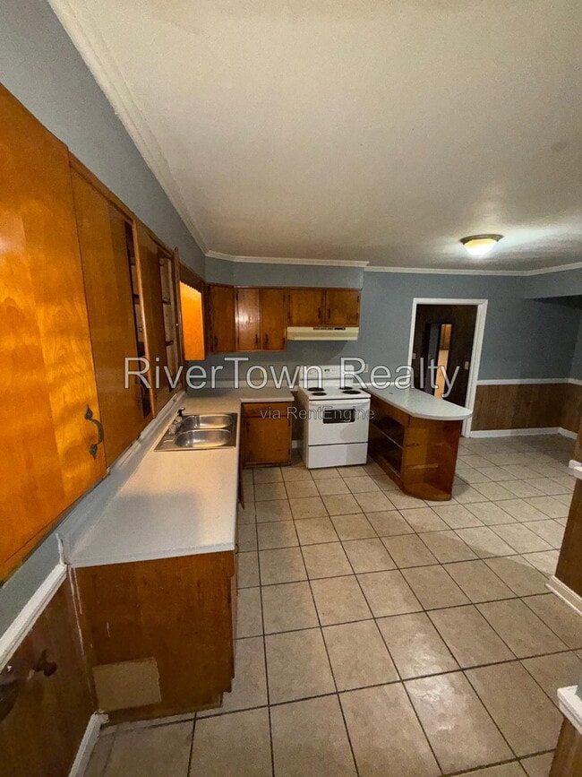 Photo - 1922 St Elmo Ave