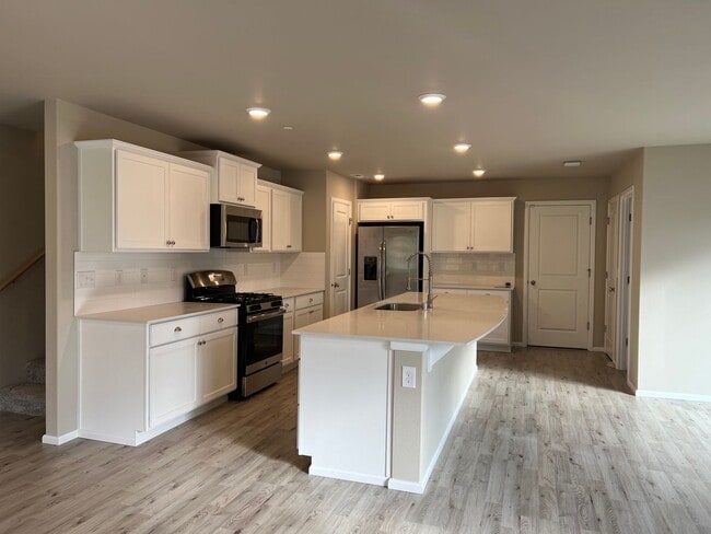 Photo - Beautiful 3 Bedroom Townhome in Dupont