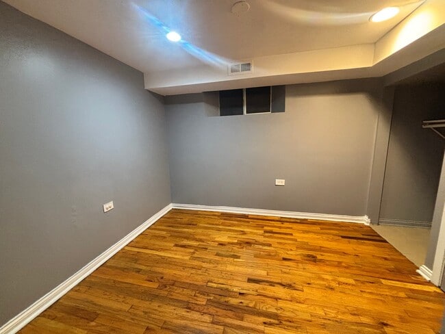 Photo - 1626 N Kildare Ave Unit basement/garden