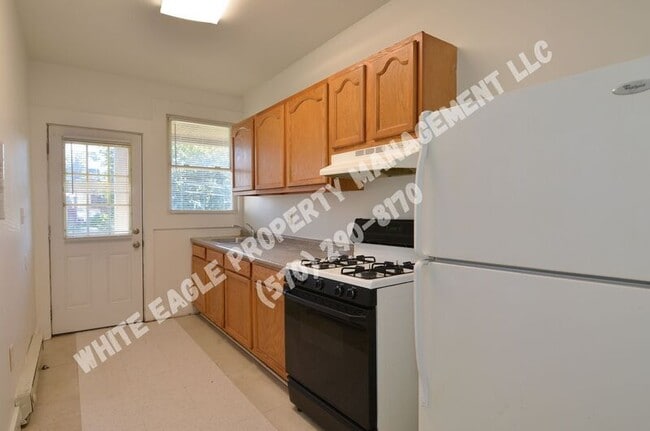 Photo - 740 Harrison Ave Unit Apt 2