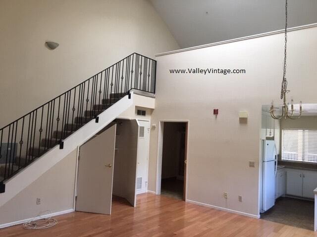 Building Photo - 11508 Moorpark St Unit H