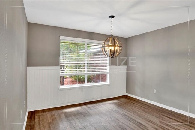 Photo - Beautifully Updated 3/2 Brick Home in Fole...