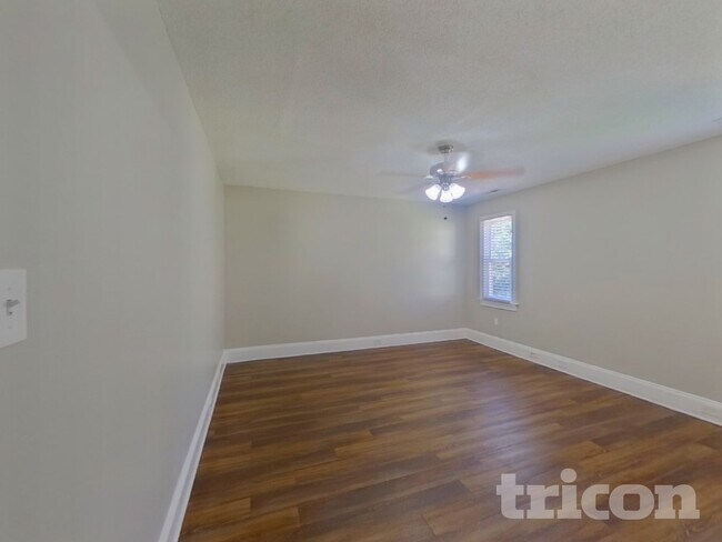 Photo - 7100 Idlewild Brook Ln