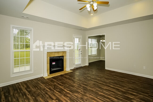 Photo - 702 Carter Grove Rd