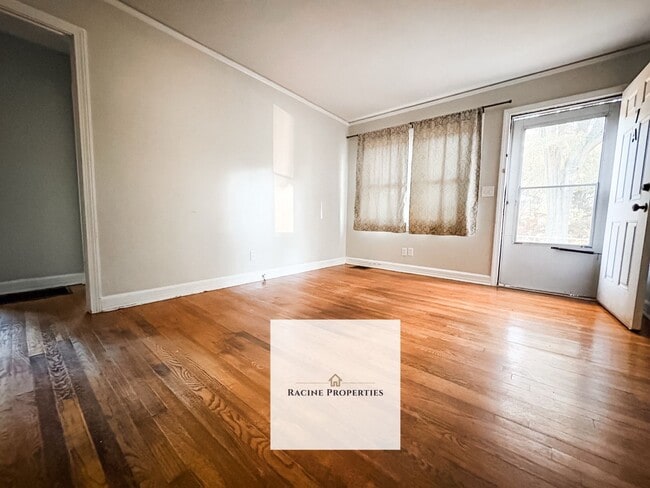 Photo - 7 Bristol Dr Unit 7A