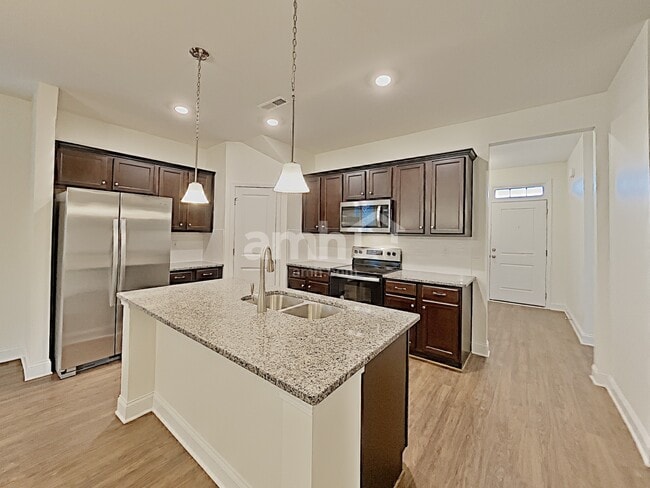 Photo - 427 Catawba St