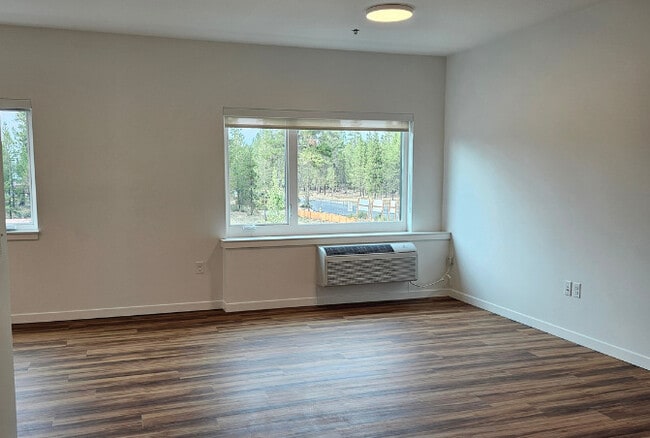 Photo - Wickiup Station Apartments