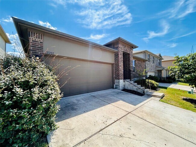 Photo - 15205 Wideleaf Cove