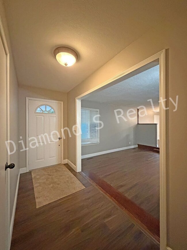 Photo - 3417 S Virginia Ave