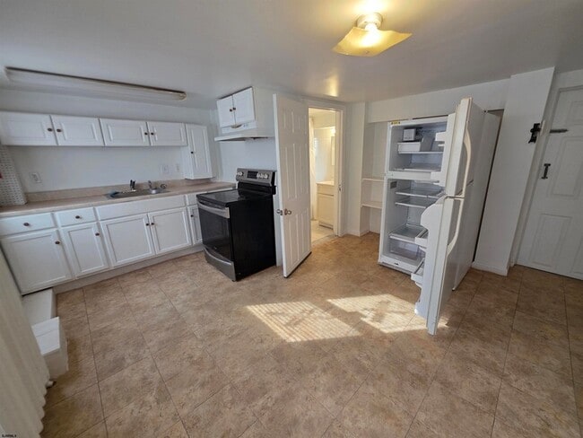 Photo - 45 N Windsor Ave