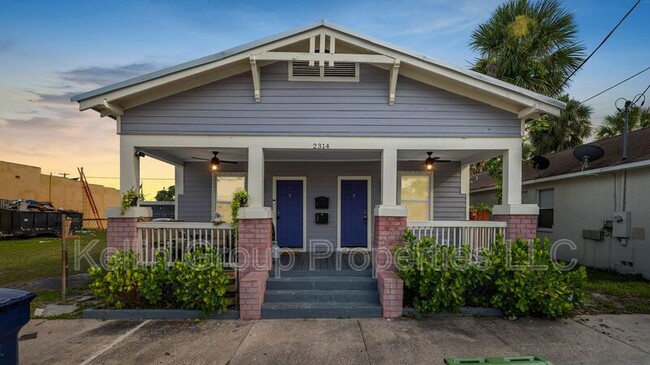 Photo - 2314 W Chestnut St Unidad B Rental