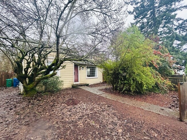 Photo - Charming 2 Bedroom House with Fenced Yard in Fairmount Park Neighborhood
