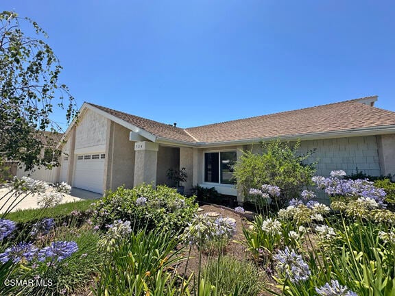 Building Photo - 724 Zinnia Ct