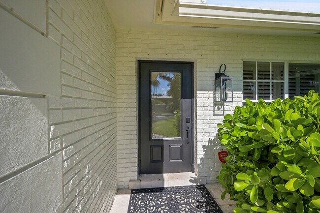 Photo - 783 Cordova Dr