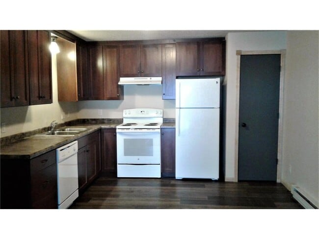 Photo - 308 Willow St