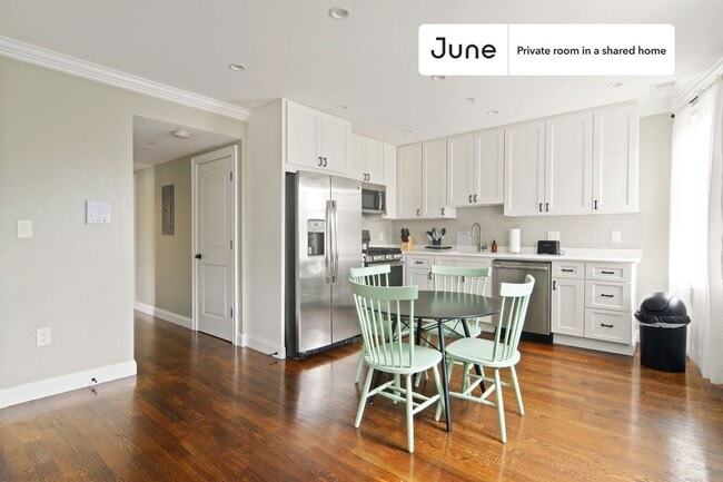 Photo - Room in Shared 5 bed/1.5 bath home Unidad C