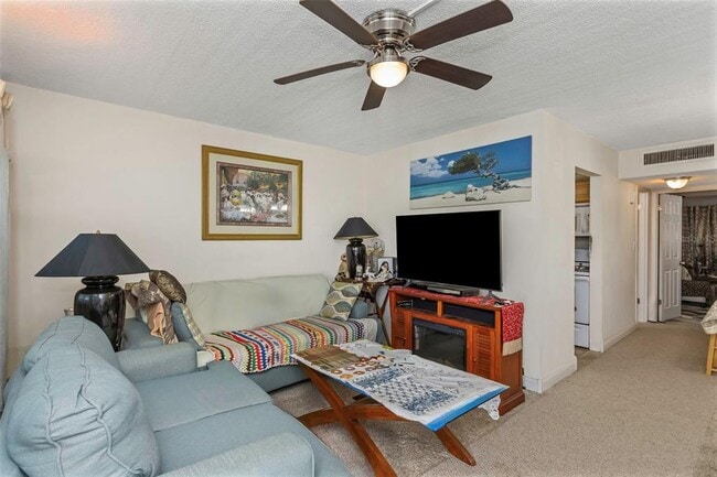 Photo - 4742 Azalea Dr Unit 106