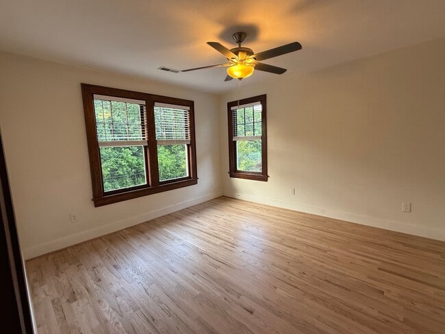 Photo - 1234 Wasena Ave SW Unidad 2