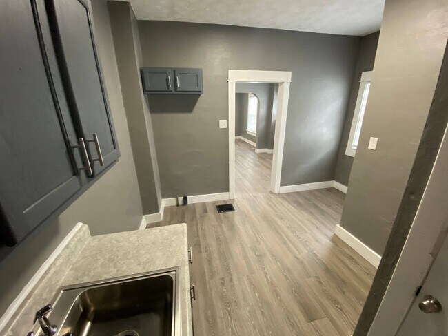 Photo - 314-316 Lorenz Ave Unit 316