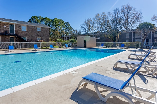 Photo - Flint Crossing