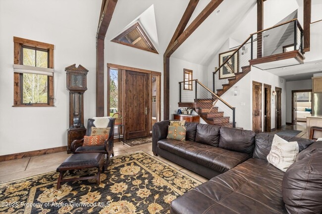 Photo - 160 Equestrian Way