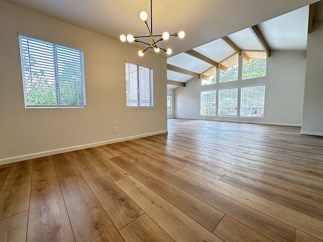 Photo - HOUSE - SEDONA - ROLLING HILLS ESTATES