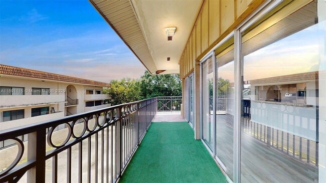 Photo - 4850 SW 63rd Terrace Unit 131