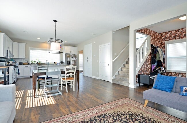 Photo - Beautiful 4-Bed 3-Bath Home in Minneapolis - Available 9/10!