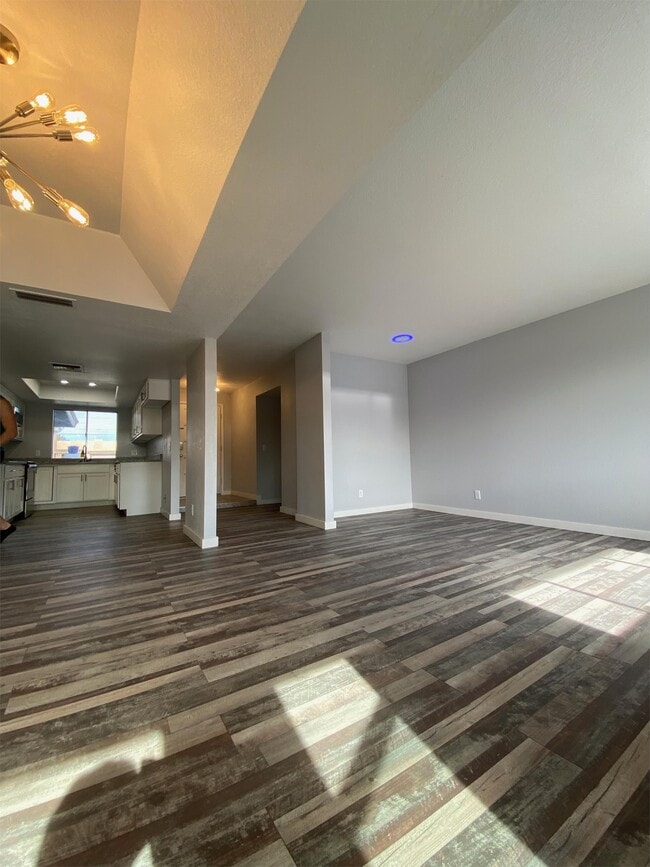 Photo - 4007 W Rue De Lamour Ave