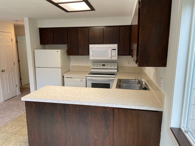 Photo - KellyCreek03 Unit 3085