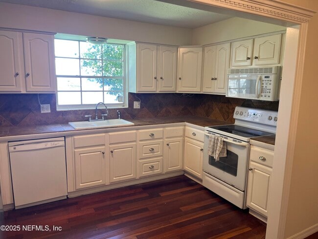 Photo - 5201 Atlantic Blvd Unidad 239