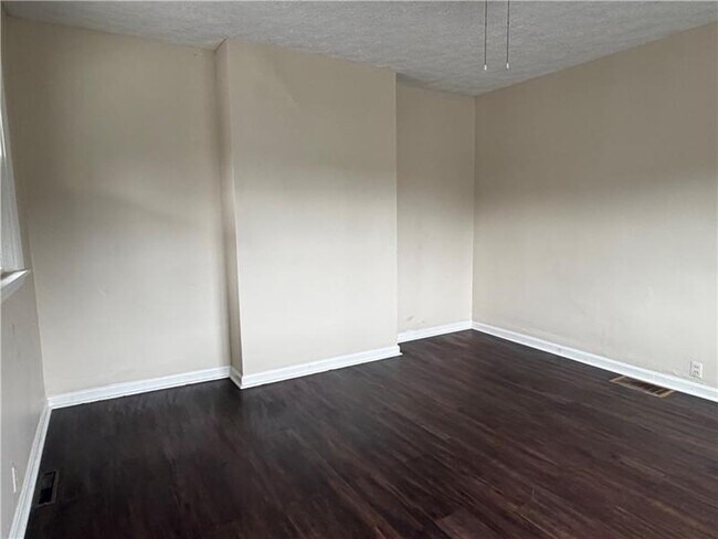 Photo - 1700 5th Ave