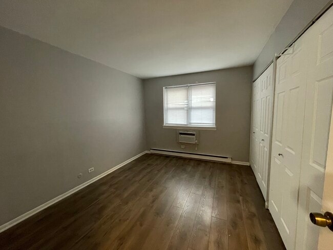 Photo - 5920 N Kenmore Ave Unidad 401