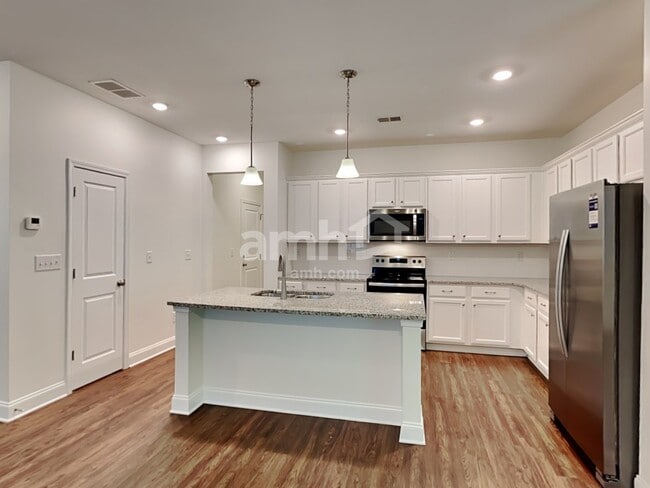 Photo - 5040 Hudson Vly Dr