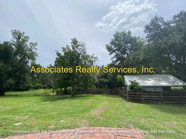 Photo - Rare find! 4 bed/3 bath House in Newberry, FL on one acre