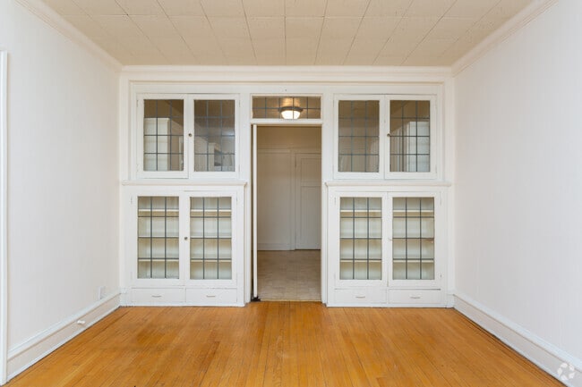 1BR, 1BA