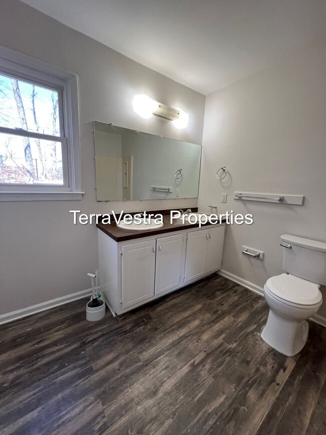 Photo - 23 Spar Dr Unit A