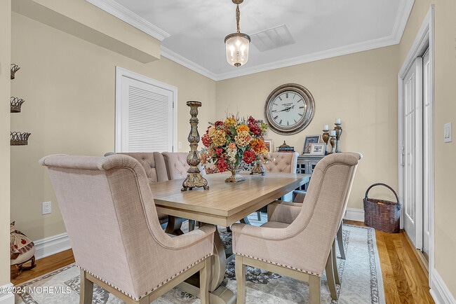 564 Sairs Ave Unit #7
