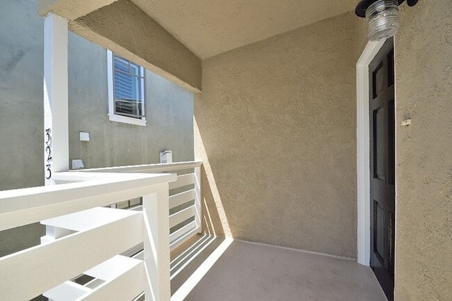 Photo - 321 Unit 323