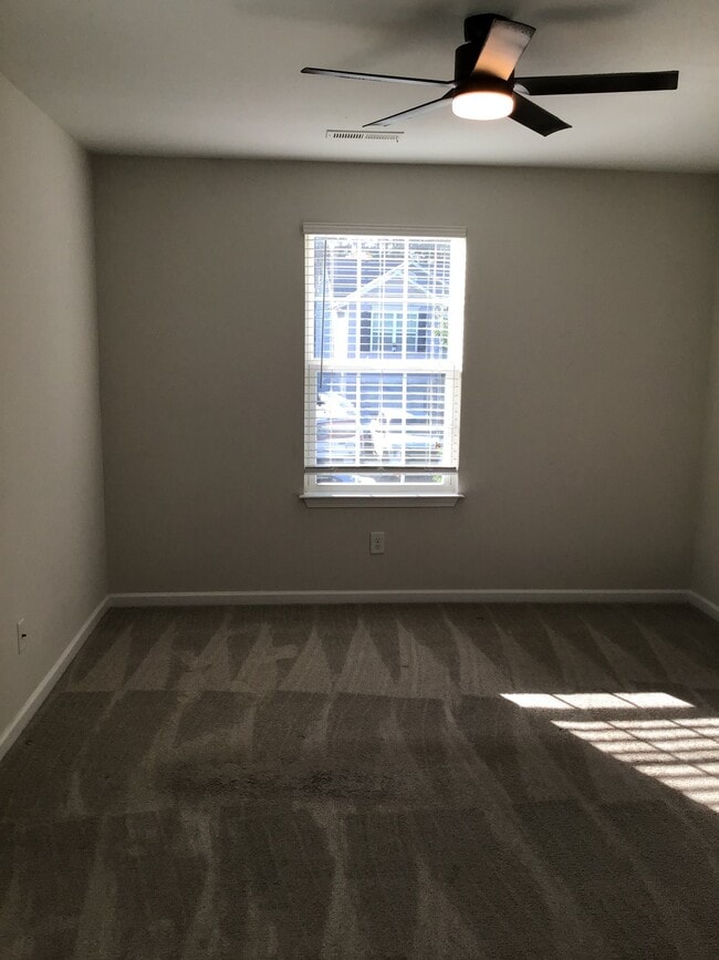 Photo - 399 Randolph Dr