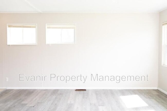 Photo - 2908 Ghent Ave