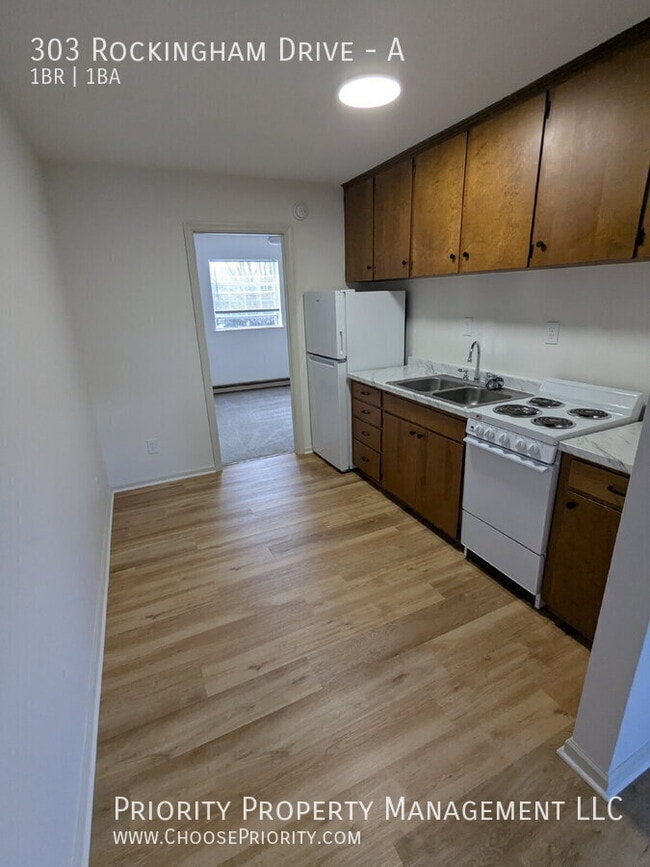 Photo - 303 Rockingham Dr Unit A